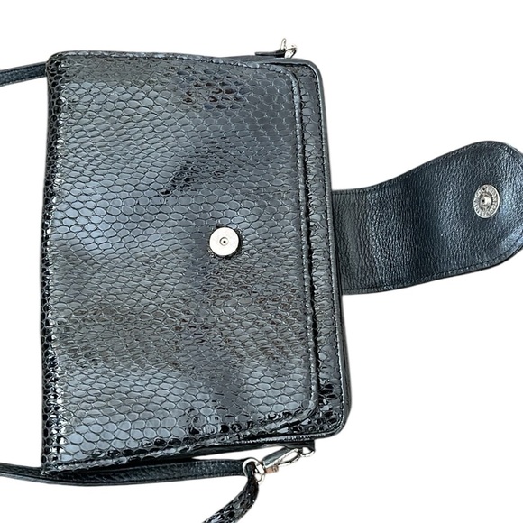 Brighton Octavia Black Faux Snakeskin Crossbody Purse - Picture 3 of 8